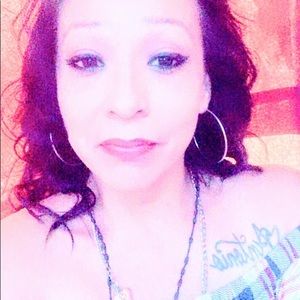 Meet your Posher, Mommy